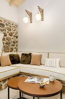 Meydani Suites