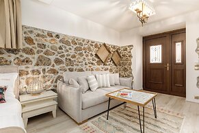 Meydani Suites
