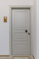 Meydani Suites