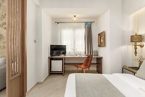 Meydani Suites
