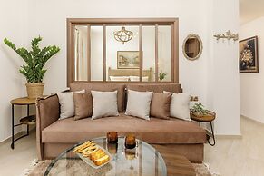 Meydani Suites