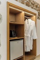 Meydani Suites