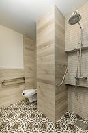 Meydani Suites