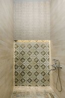 Meydani Suites