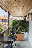 Meydani Suites