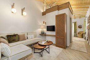 Meydani Suites