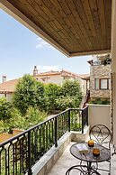 Meydani Suites