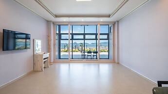 Yeosu Wayo Ocean View Pension