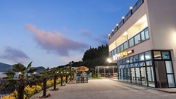 Yeosu Wayo Ocean View Pension
