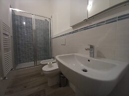 Cavour 46 Second in Firenze