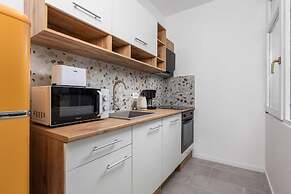 Apartments Bako