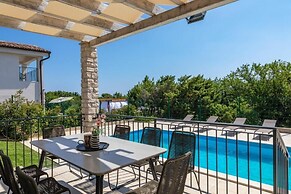 Diminici Villas