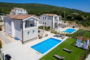 Diminici Villas