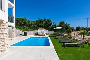 Diminici Villas