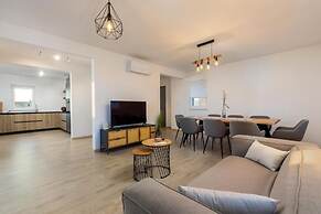 Diminici Villas