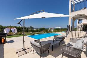 Diminici Villas
