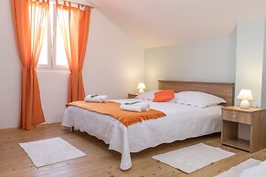 Holiday House Zita