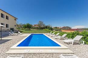 Holiday House Višnjan
