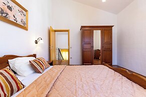Villa Lara