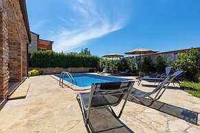 Villa Lara