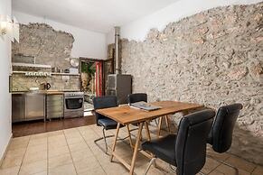 Villa Cave Romana