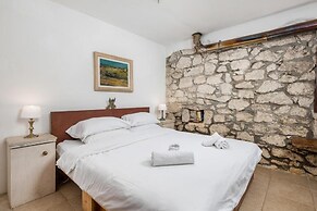 Villa Cave Romana