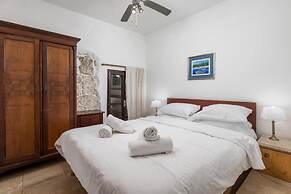 Villa Cave Romana