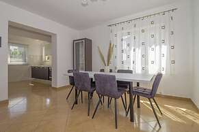 Apartments Doris