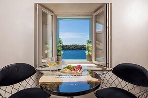 Natasha's Beachfront