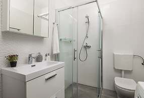 Apartment Isola