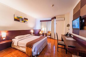 ADIKA HOTEL BAHTERA