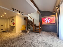 CASA FLORESCU