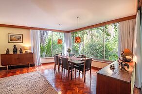 Beautiful Historic Stand Alone House
