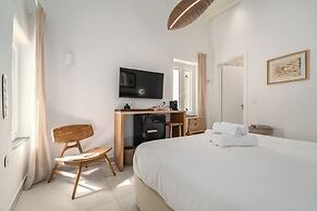 Rabagas Suites