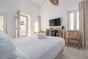 Rabagas Suites