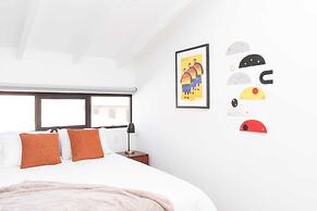 Solara Art House Hotel