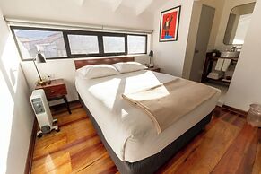 Solara Art House Hotel
