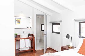 Solara Art House Hotel