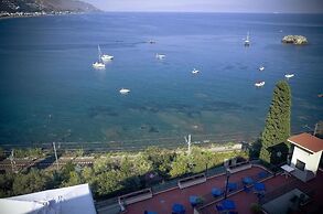 BAY PALACE MAZZARO'