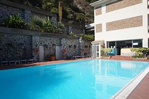 BAY PALACE MAZZARO'