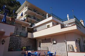 BAY PALACE MAZZARO'
