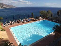 BAY PALACE MAZZARO'