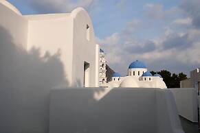 Perissa Blue Dome Rooms