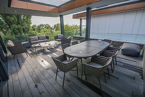BJ81 Suite Hotel