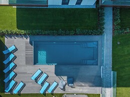 BJ81 Suite Hotel