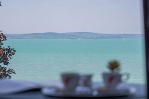 BJ81 Suite Hotel