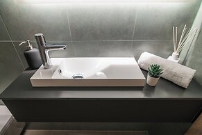 BJ81 Suite Hotel