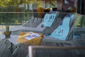 BJ81 Suite Hotel