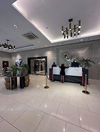 MACTAN NEWTOWN 1-BEDROOM W/ BALCONY & POOL ACCESS