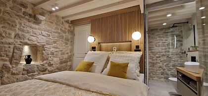 VIU2 Castle